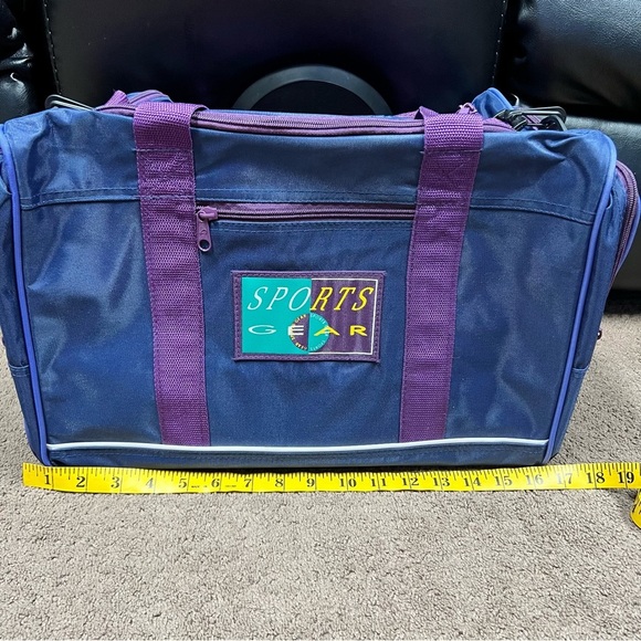 Vintage Sports Gear 80s-90s Duffle Bag gym bag travel bag euc - Picture 8 of 11